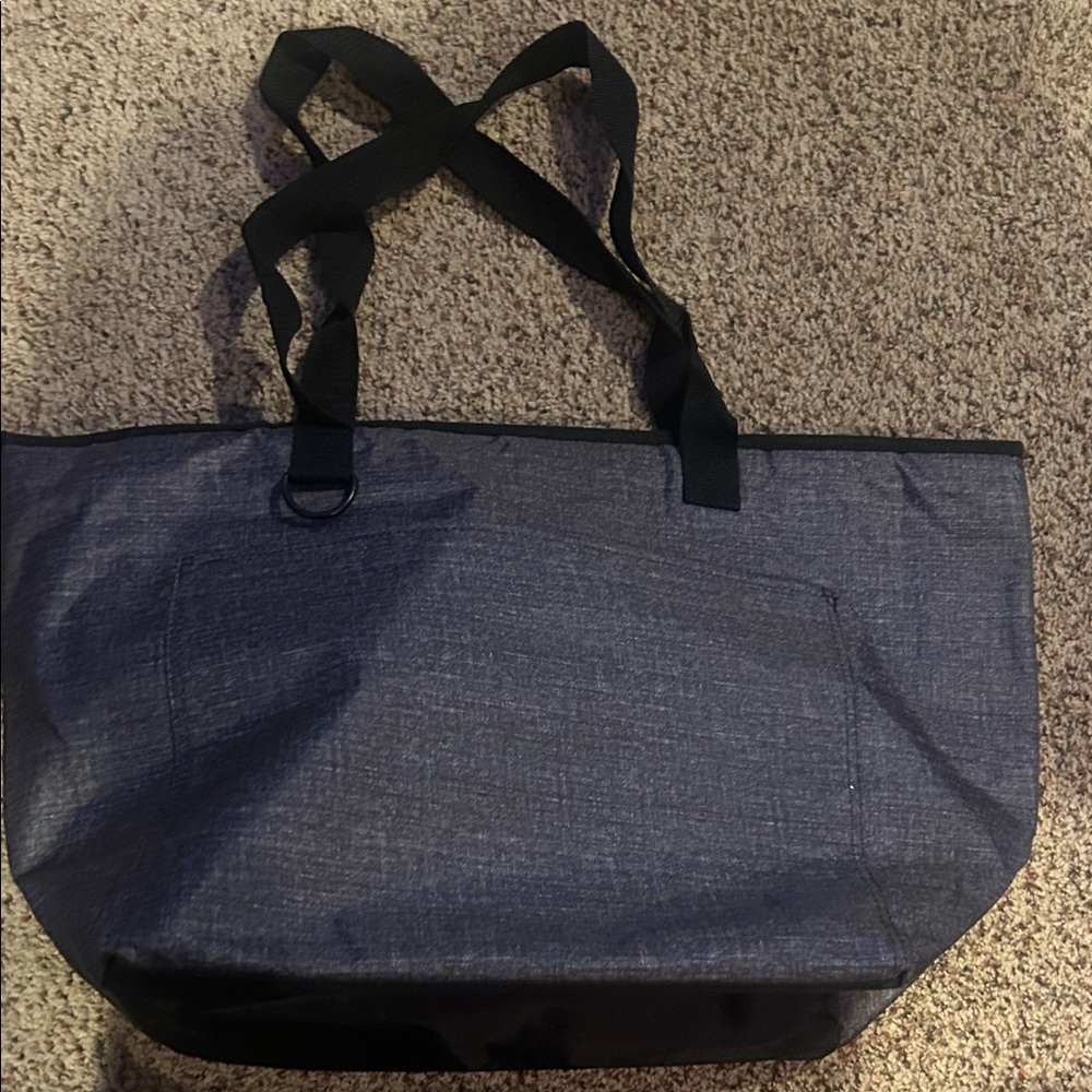 thirty-one charcoal insulated bag  with Black Straps